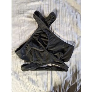 Criss cross swimsuit top.